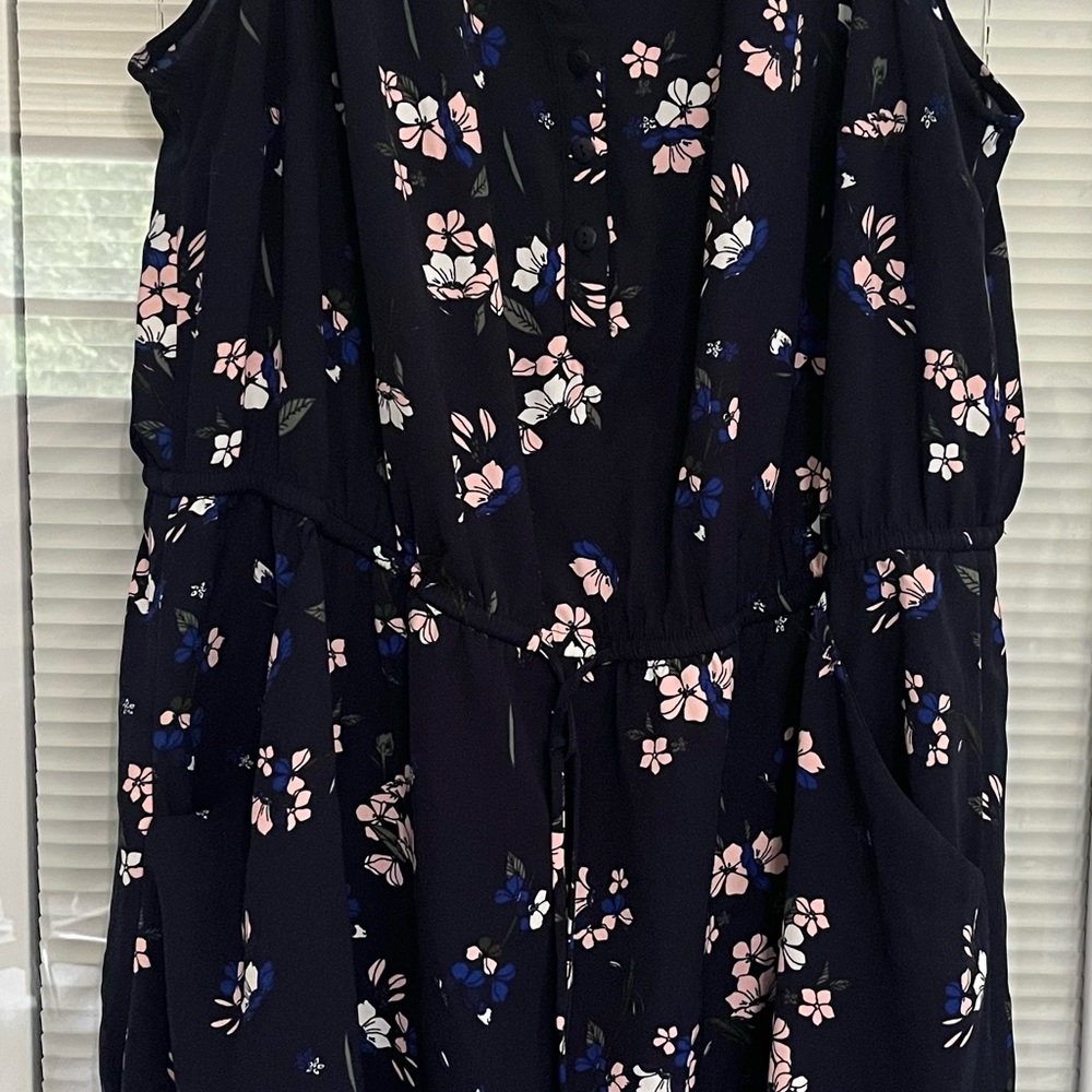 Plus Size Floral Sleeveless Dress